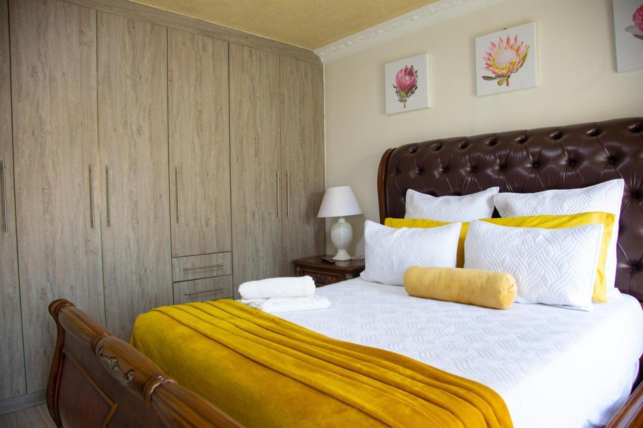 Angelocean Guest House Witbank Buitenkant foto