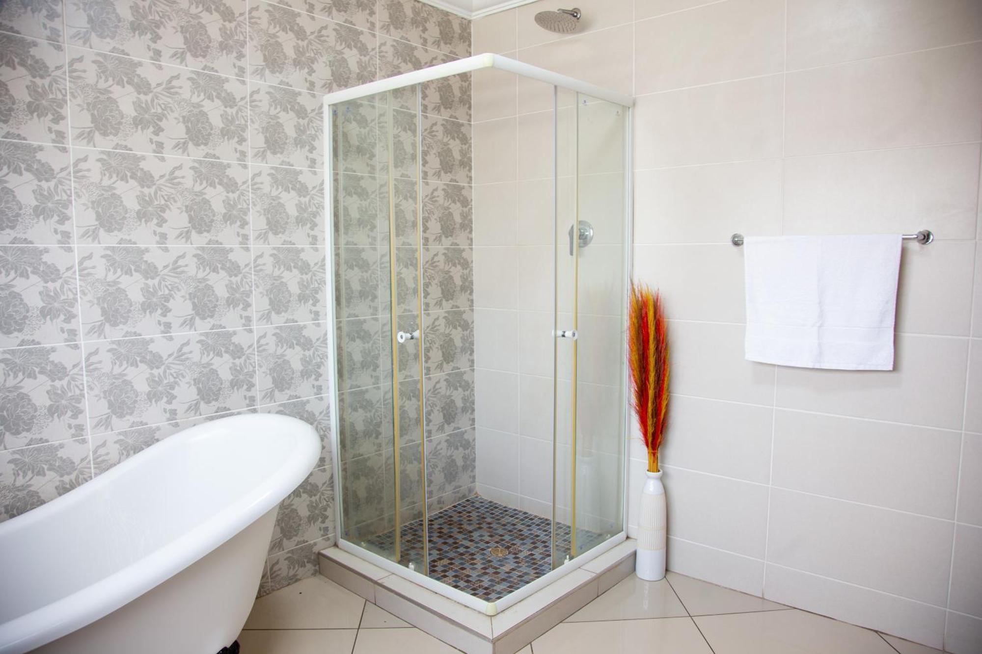 Angelocean Guest House Witbank Buitenkant foto